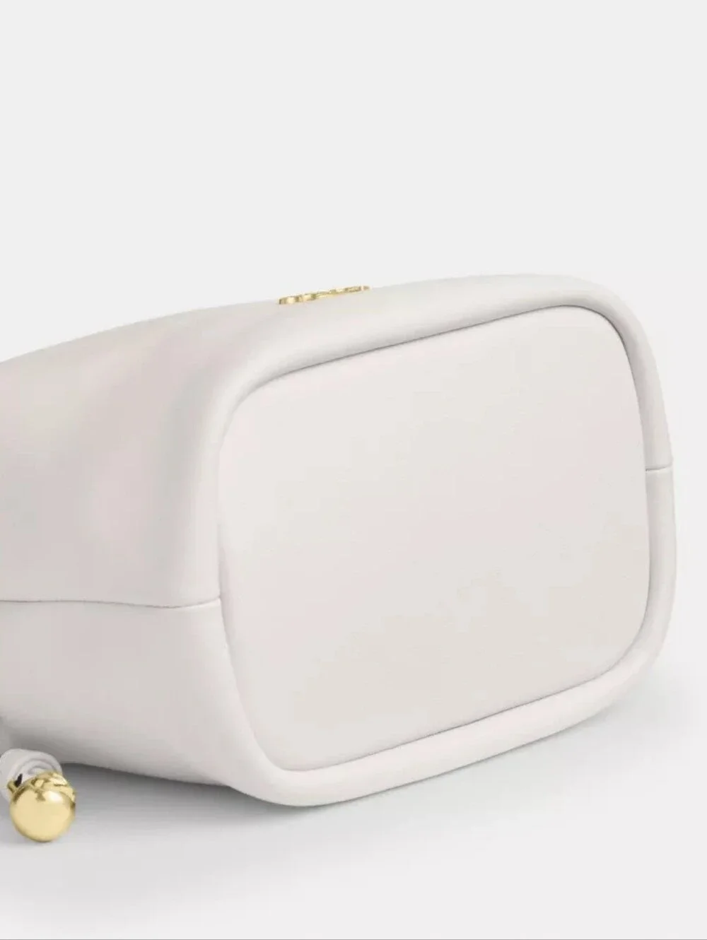 NWT! Coach Faye Mini Drawstring Bag In Gold/chalk #CDB67
